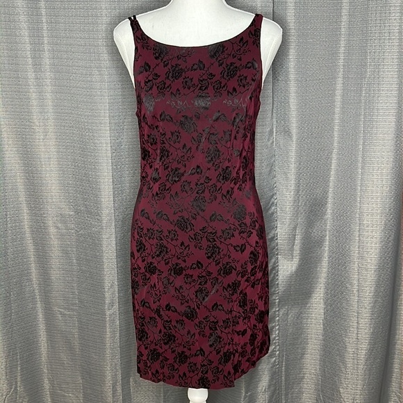 A-LIST BY WRAPPER SIZE 9 PURPLE & BLACK DRESS - Picture 1 of 9